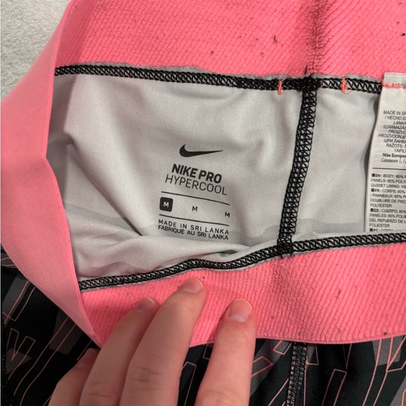 Nike pro shorts size:M - Picture 2 of 3